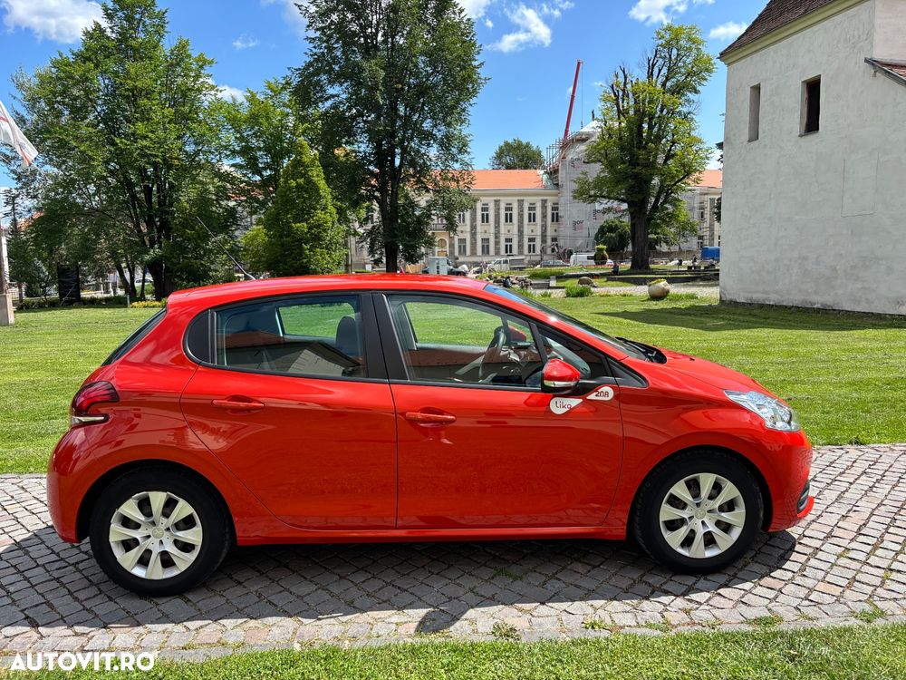 Peugeot 208 - 2