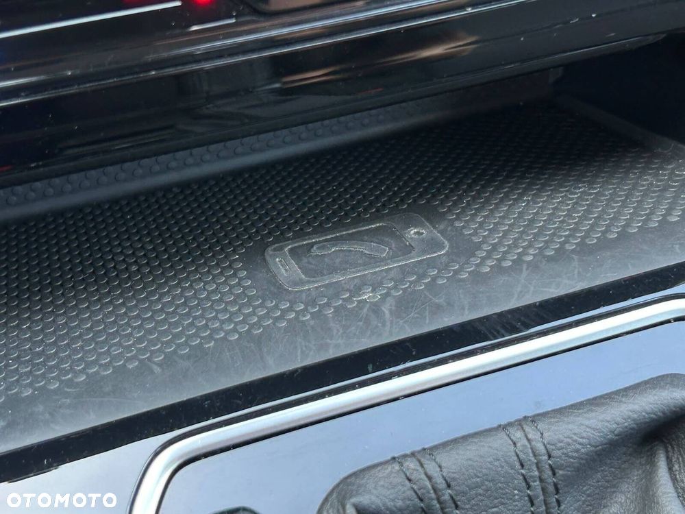 Volkswagen Passat Variant 2.0 TSI Business DSG - 26