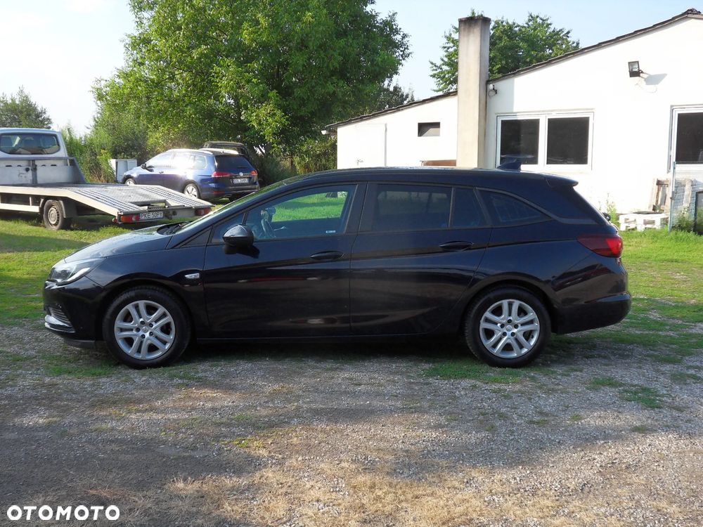 Opel Astra 1.6 D Start/Stop Innovation - 2