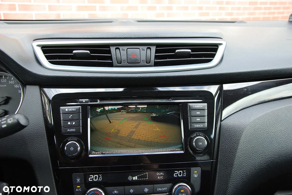 Nissan Qashqai 1.3 DIG-T Acenta DCT - 27