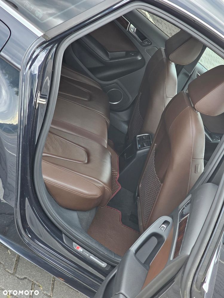 Audi A4 Limousine - 20