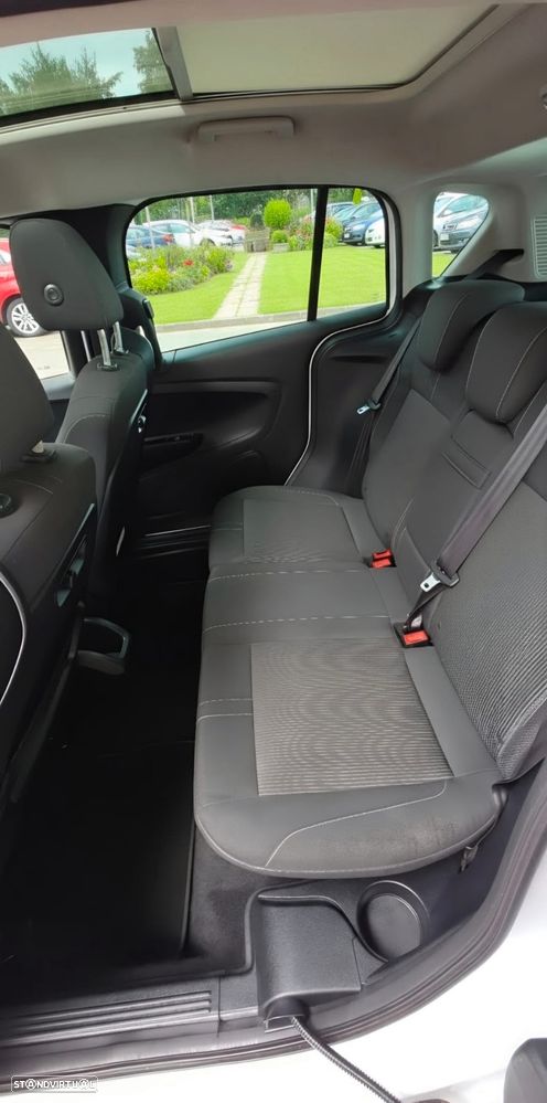 Ford B-Max 1.0 EcoBoost Titanium - 10