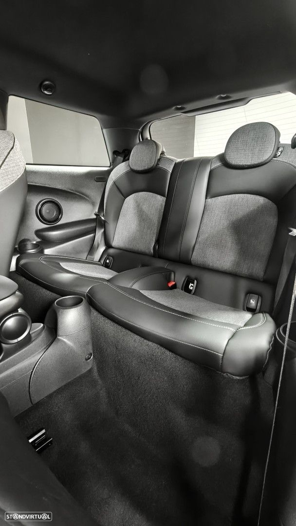 MINI 3 Portas Cooper SE Premium Essential - 52