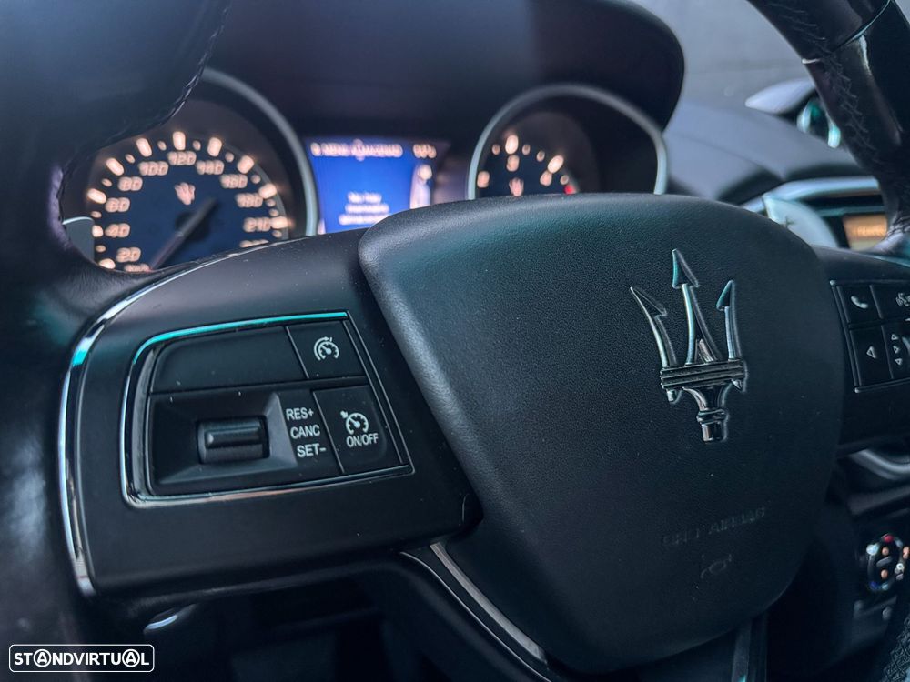 Maserati Ghibli Diesel GranSport - 44