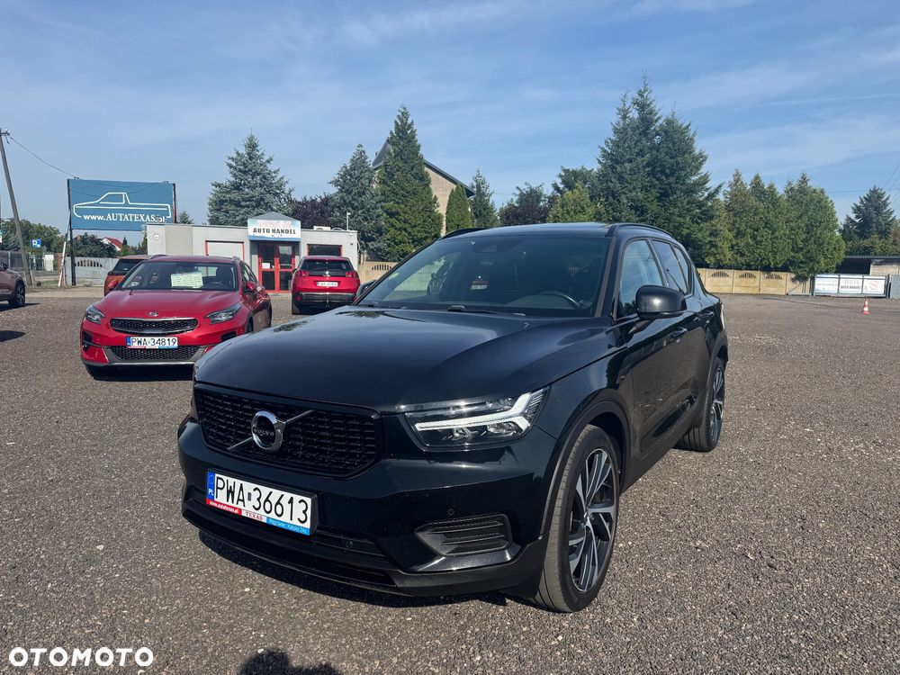 Volvo XC 40 D4 AWD R-Design - 3