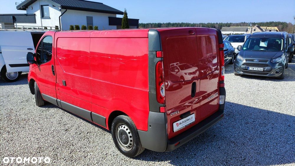 Opel Vivaro - 13