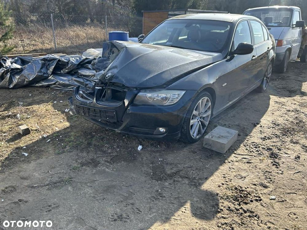BMW Seria 3 320d - 4