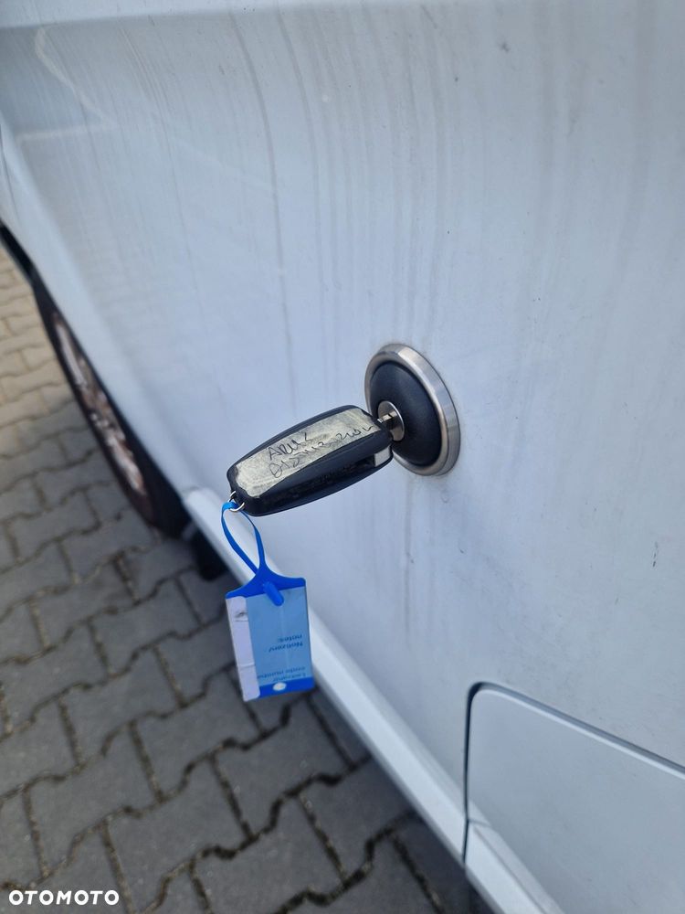 Ford Transit Custom L1H1 AUTOMAT TITANIUM PHEV FV23% - 13