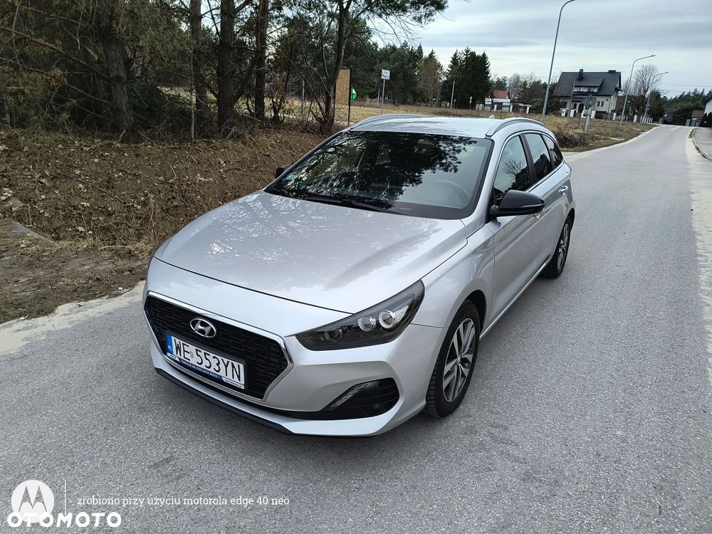 Hyundai i30 1.6 D GO Plus - 6