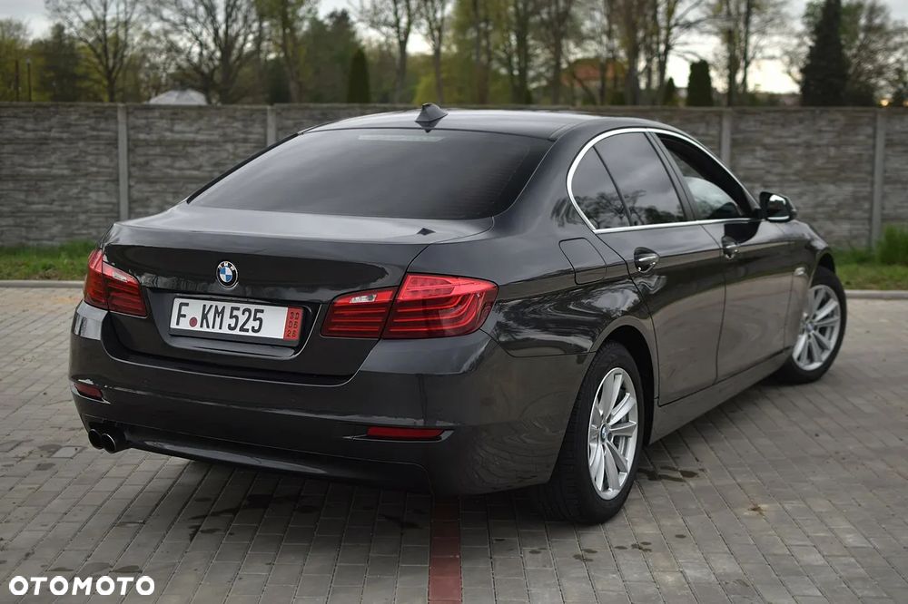 BMW Seria 5 525d Sport-Aut - 8