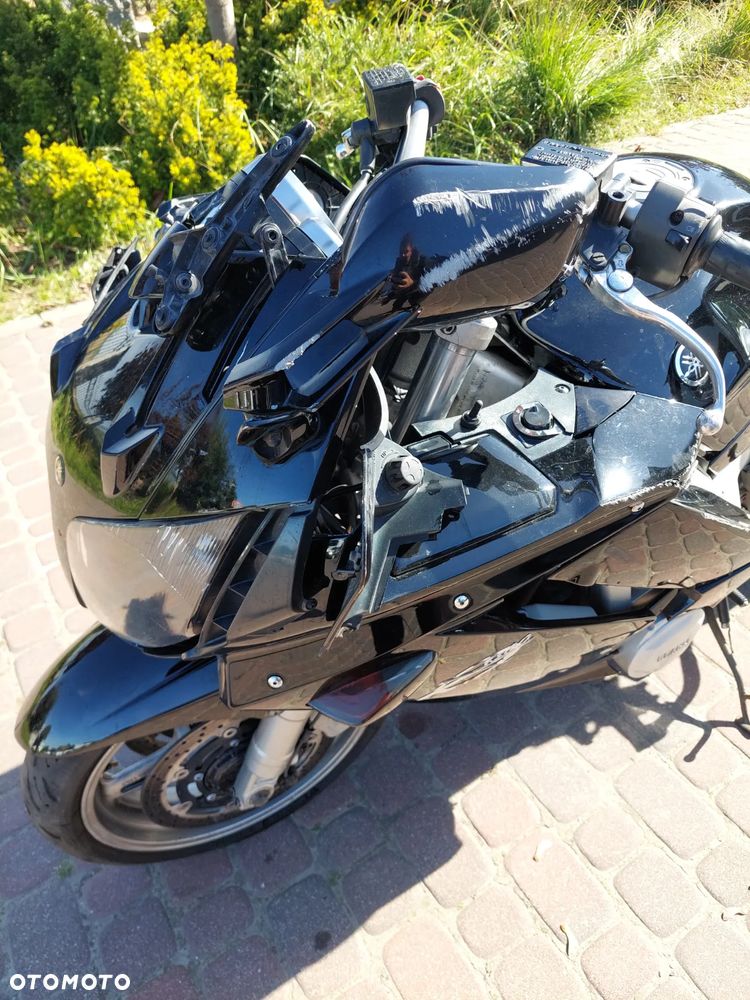 Yamaha FJR - 18