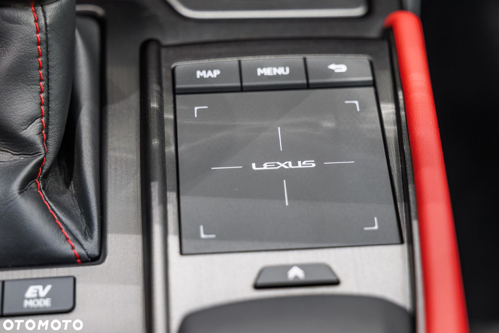 Lexus ES - 22