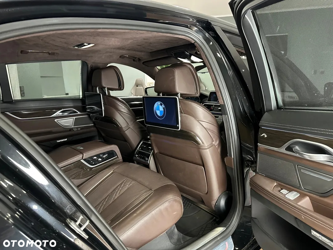 BMW Seria 7 750d xDrive - 10