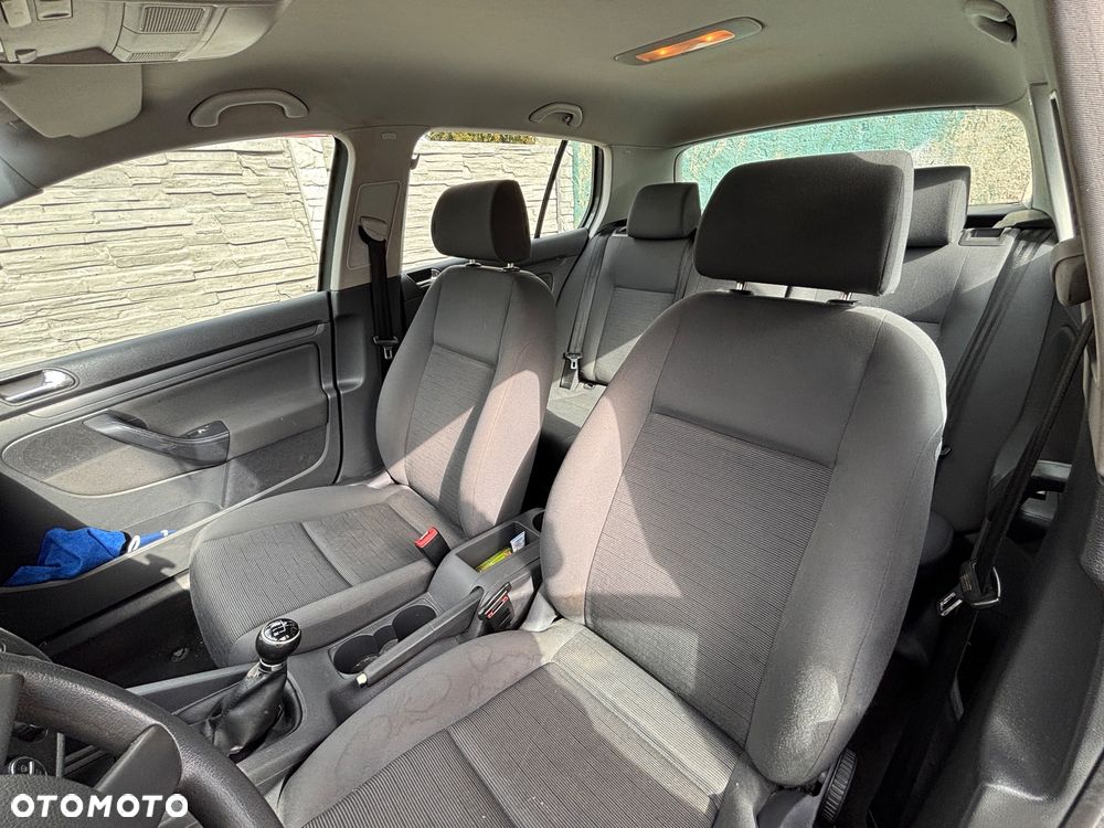 Volkswagen Golf 1.6 Trendline - 11