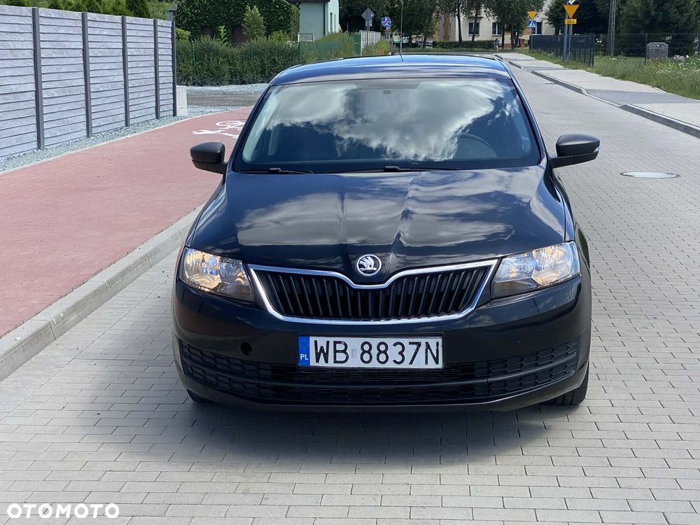 Skoda RAPID 1.6 TDI DPF Edition - 3