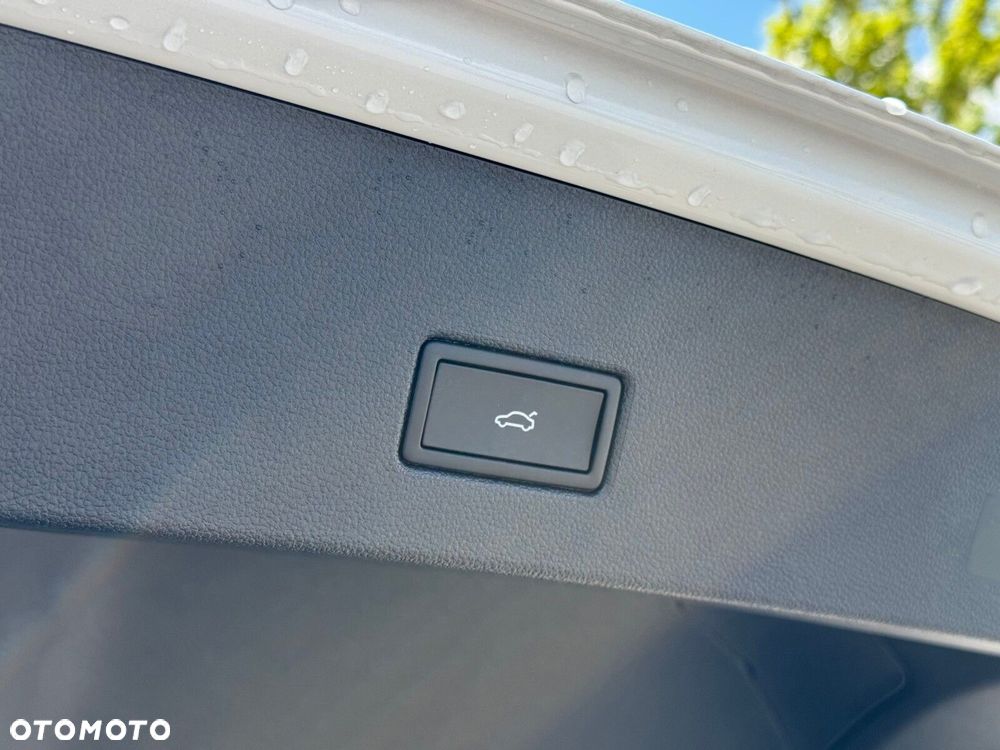 Volkswagen T-Roc 1.5 TSI R-Line Plus DSG - 18