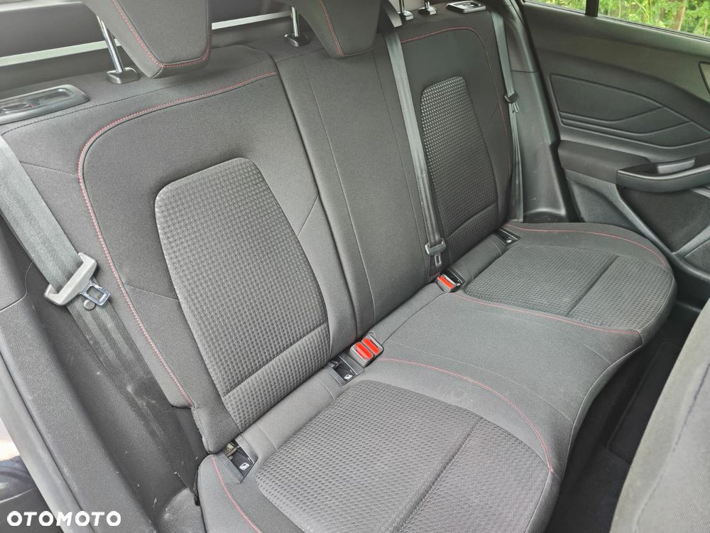 Ford Focus - 23