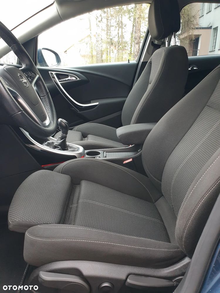 Opel Astra 1.4 Turbo Cosmo - 8