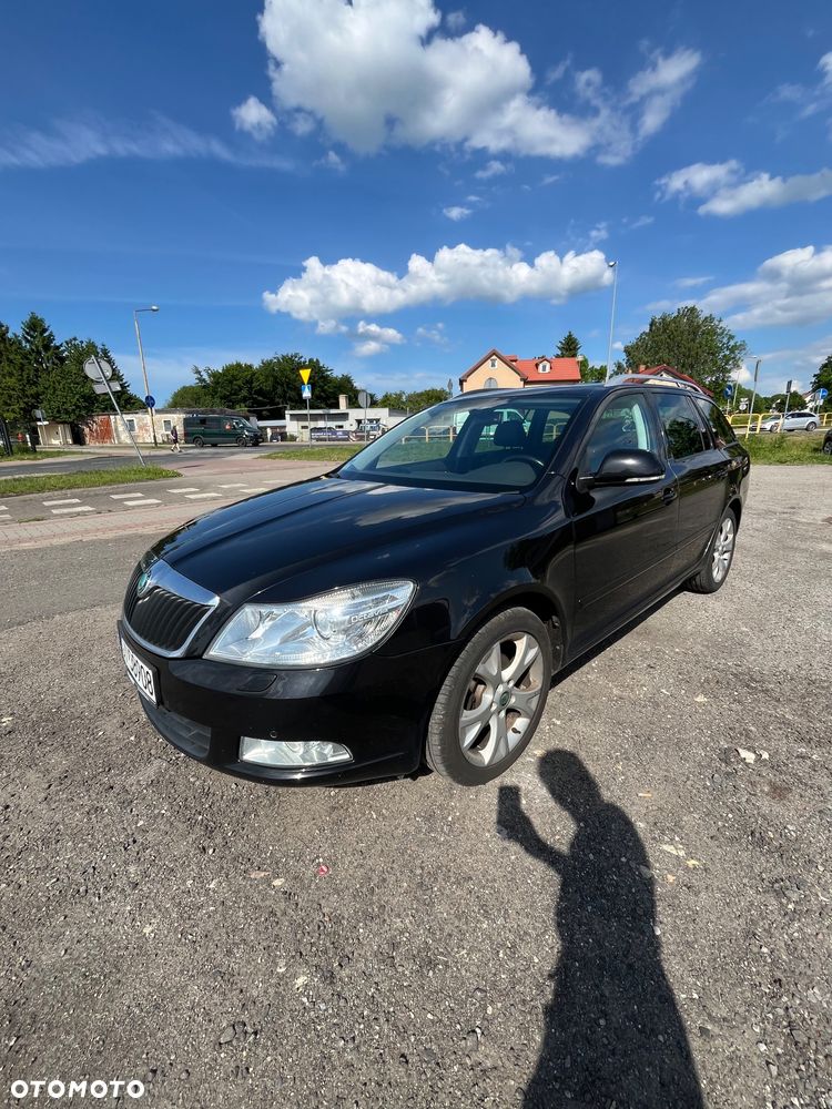 Skoda Octavia 1.6 TDI Ambition DSG - 2