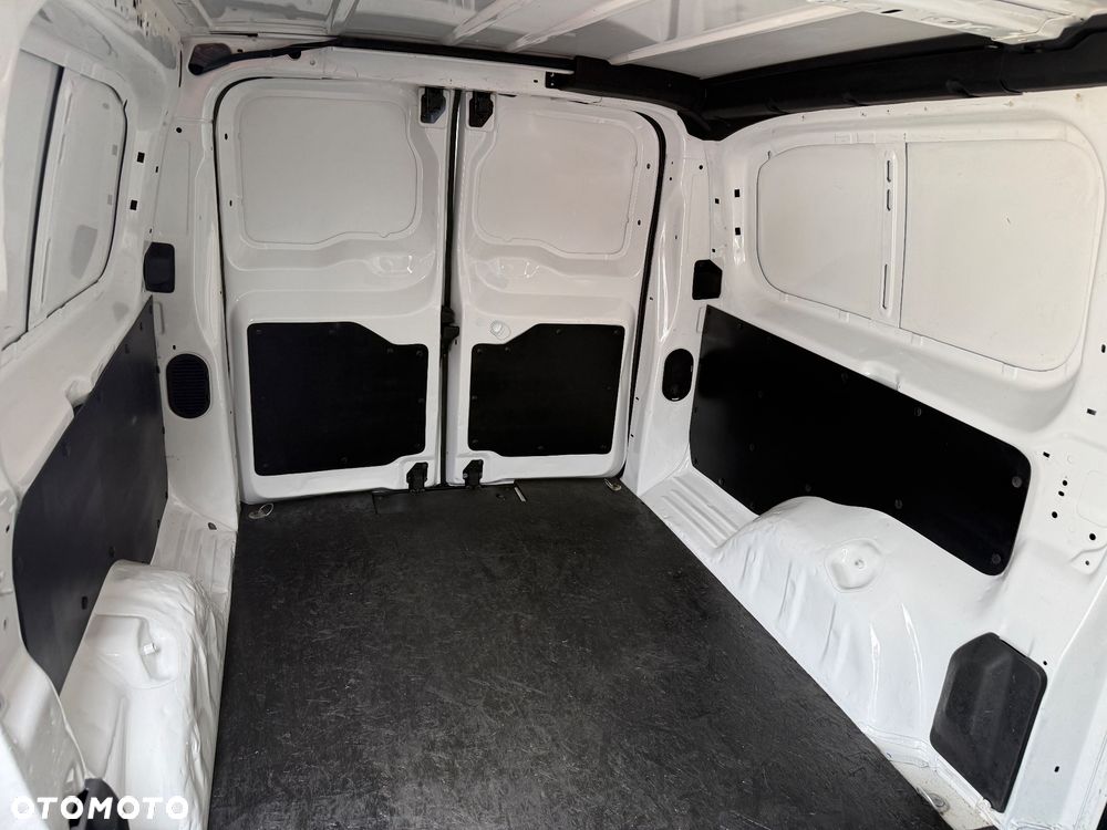 Opel VIVARO/L3/SILNIK 2.0 122KM/Klima/PDC/Tempomat/Sensor deszczu/Sensor świateł/ - 10
