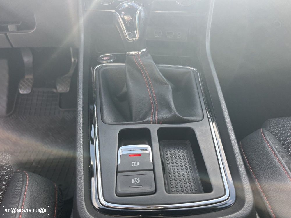 SEAT Leon 1.6 TDI FR S/S - 21