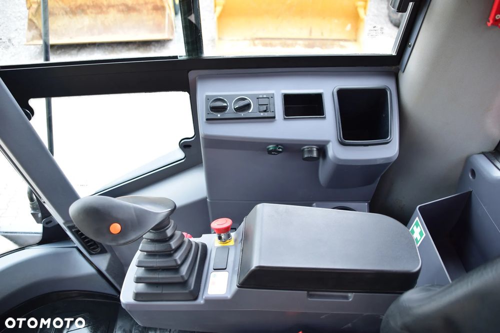 Hamm HC130i - 18