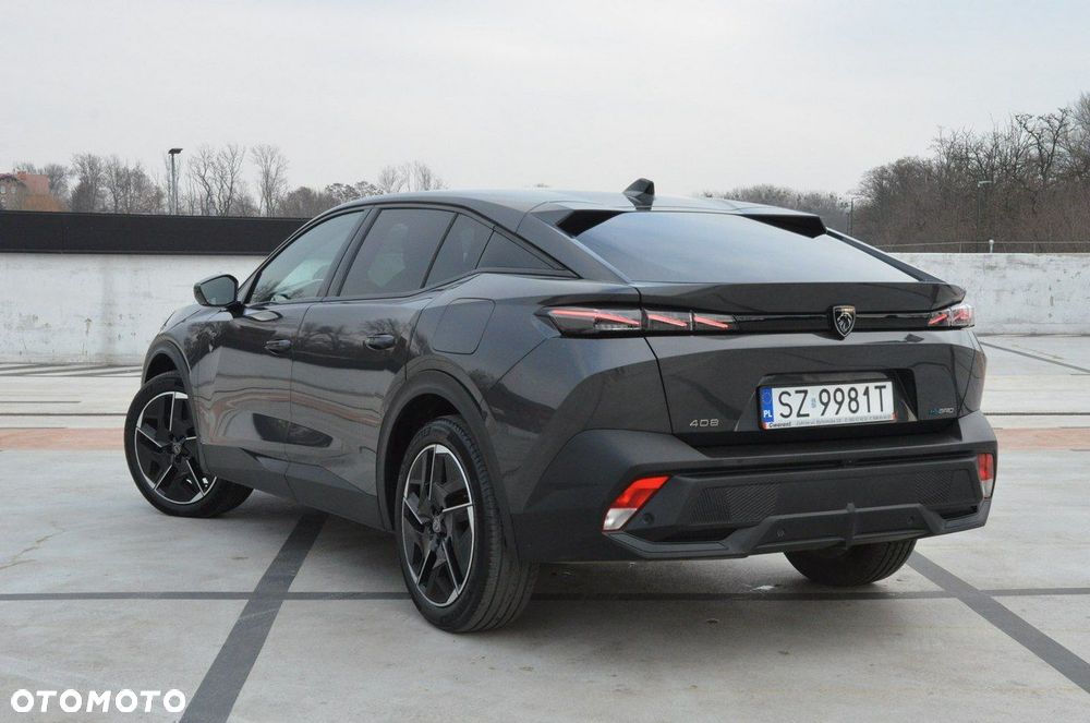 Peugeot 408 1.6 Plug-In Hybrid 225 GT EAT8 - 15