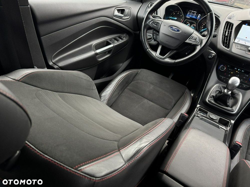 Ford Kuga 1.5 EcoBlue FWD ST-Line - 25