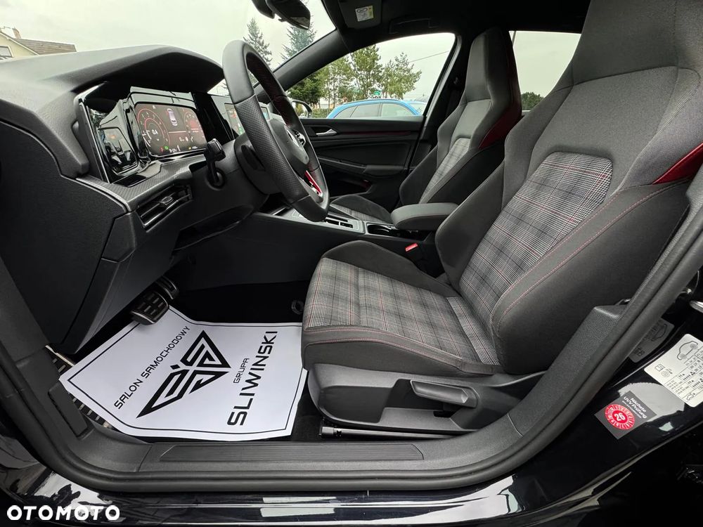 Volkswagen Golf VIII 2.0 TSI GTI DSG - 22