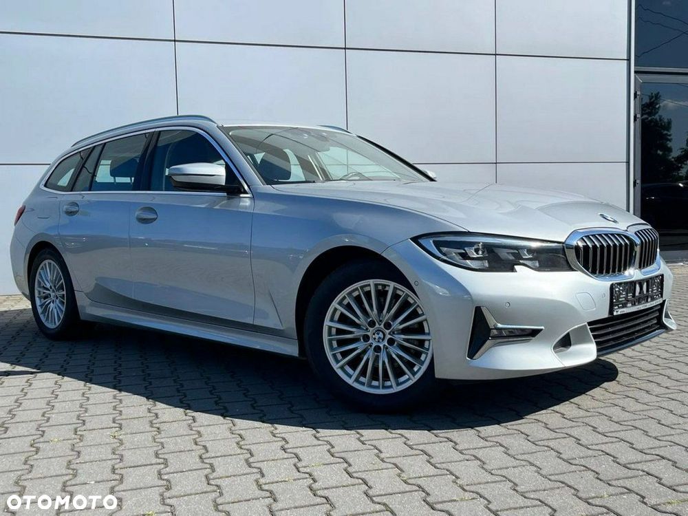 BMW Seria 3 320d Luxury Line - 6