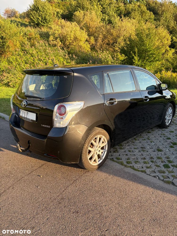 Toyota Verso 2009 photo 3