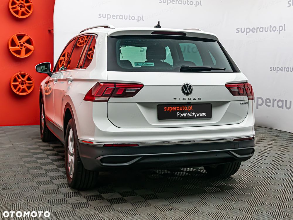 Volkswagen Tiguan 2.0 TSI 4Mot Life DSG - 26