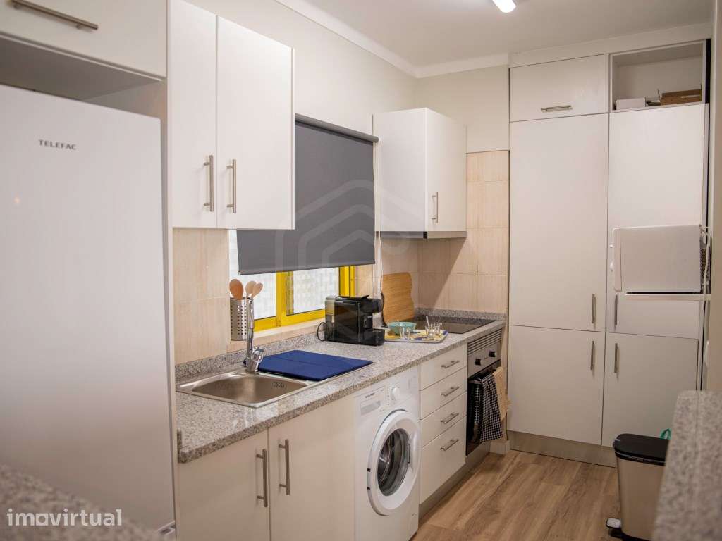 Apartamento T2 a 50 metros da Praia de Quarteira, Algarve - Grande imagem: 5/10