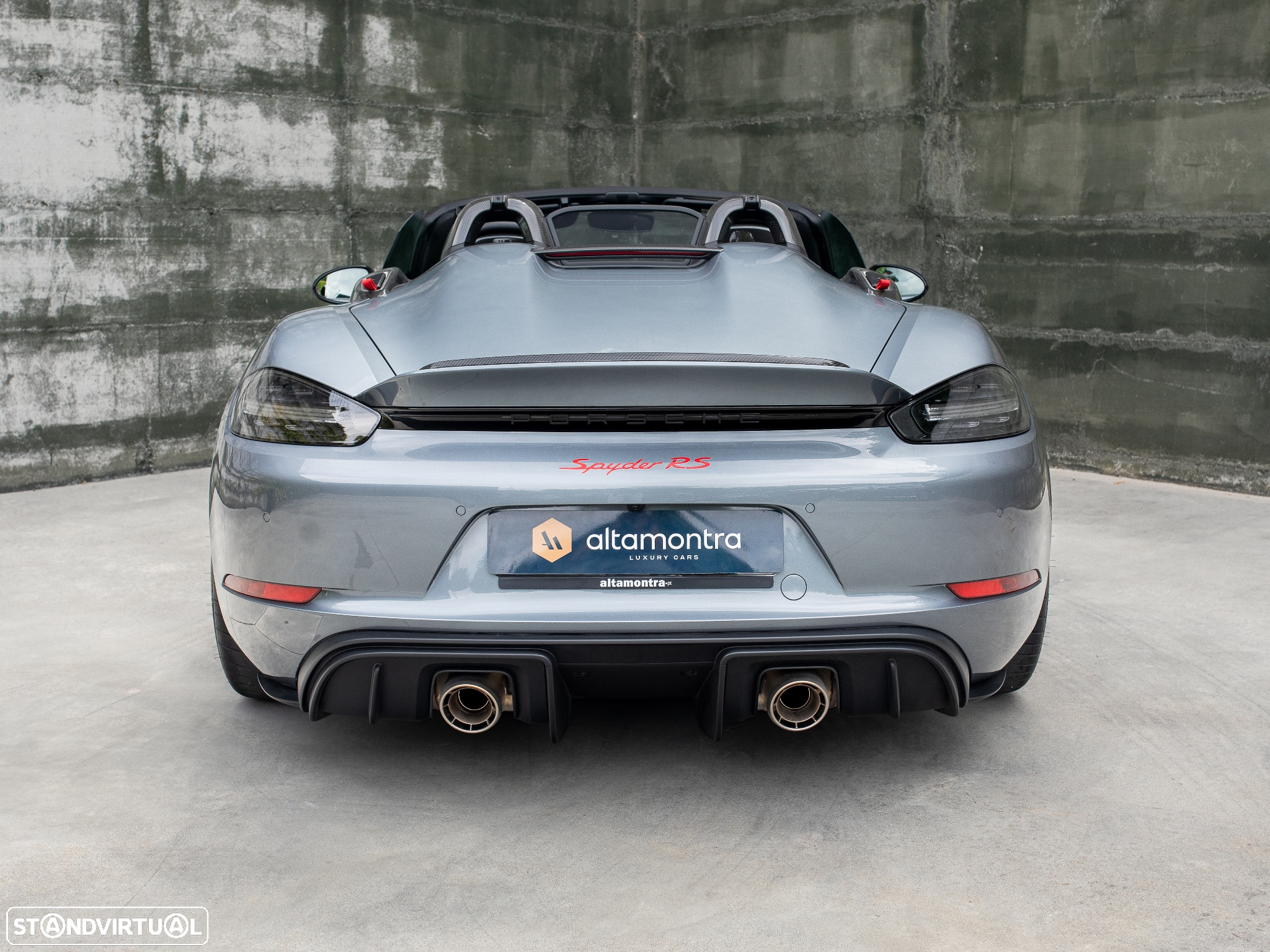 Porsche 718 Spyder RS - 16