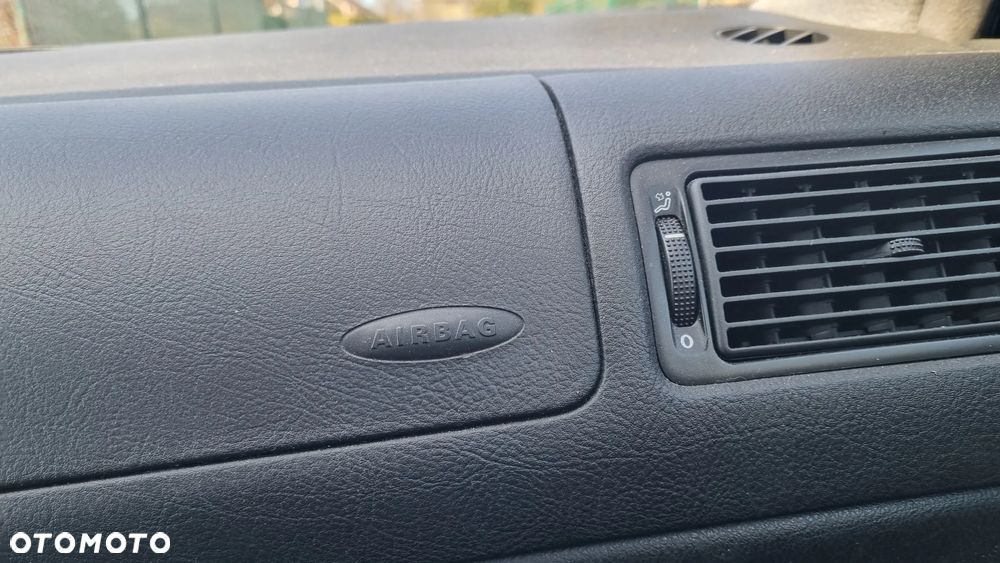 Volkswagen Golf 1.9 TDI Basis - 10