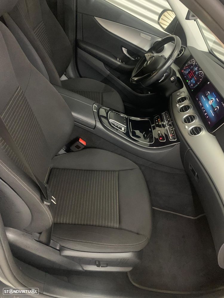 Mercedes-Benz E 300 de 9G-TRONIC Exclusive - 10