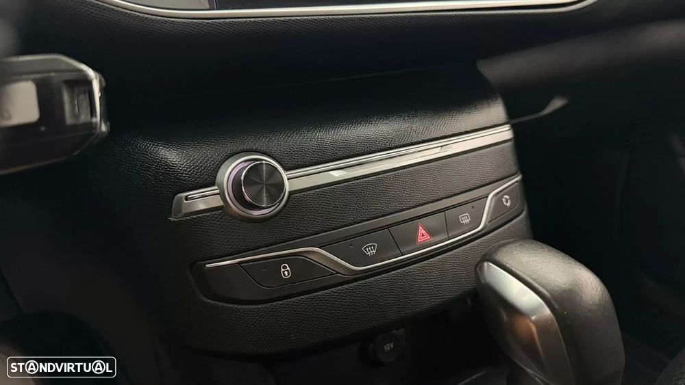 Peugeot 308 SW - 21