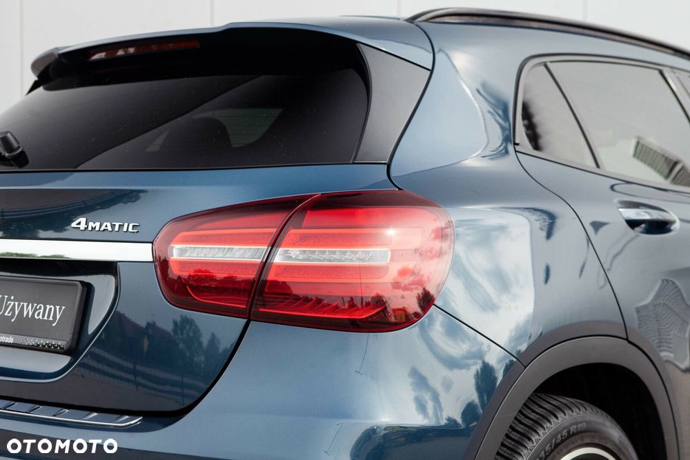 Mercedes-Benz GLA 220 4-Matic AMG Line - 14