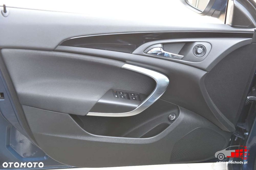 Opel Insignia - 15