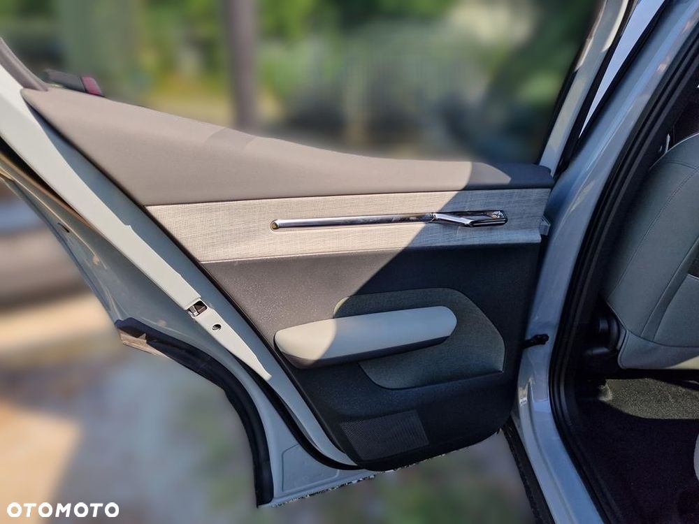 Volvo EX30 69kWh Single Motor Long Range Ultra - 8