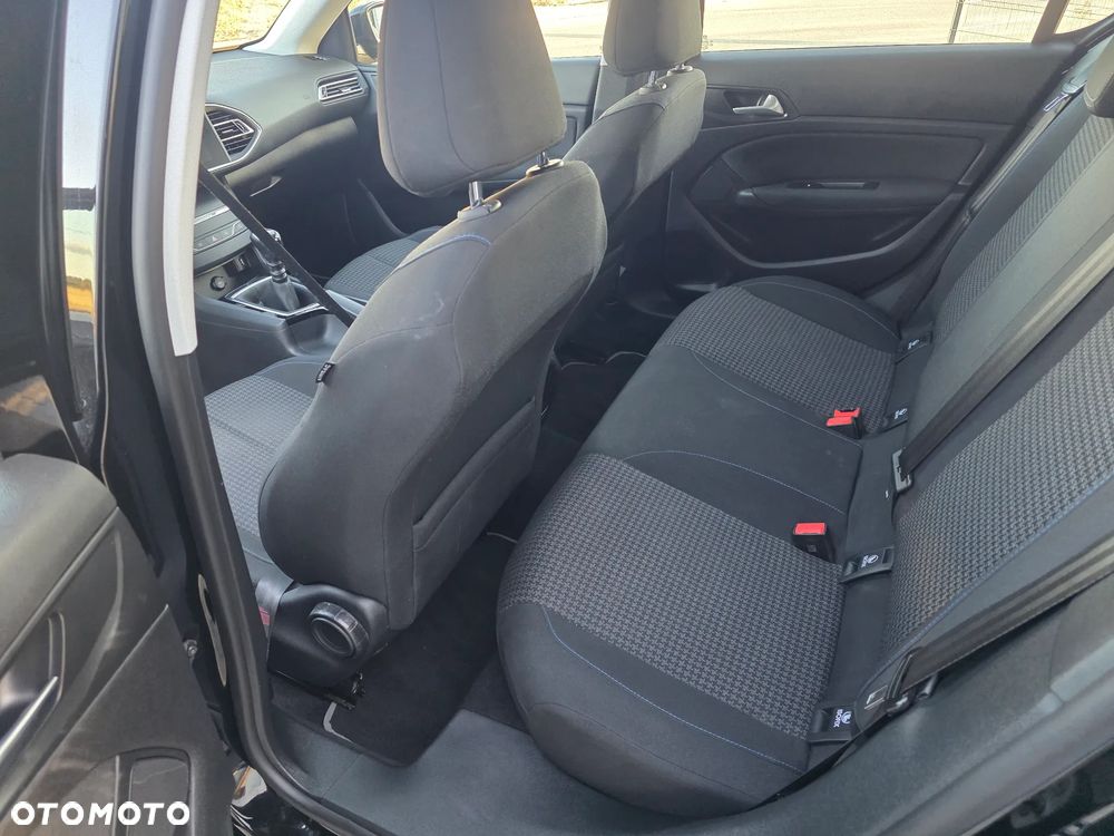 Peugeot 308 BlueHDi 100 Stop & Start Access - 11