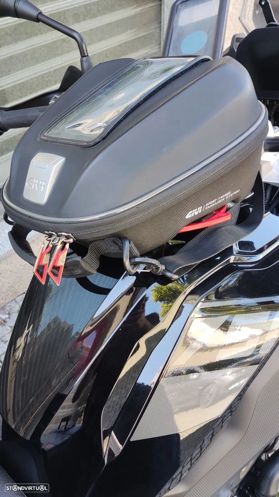 BMW F 750 GS Triple Black - 30