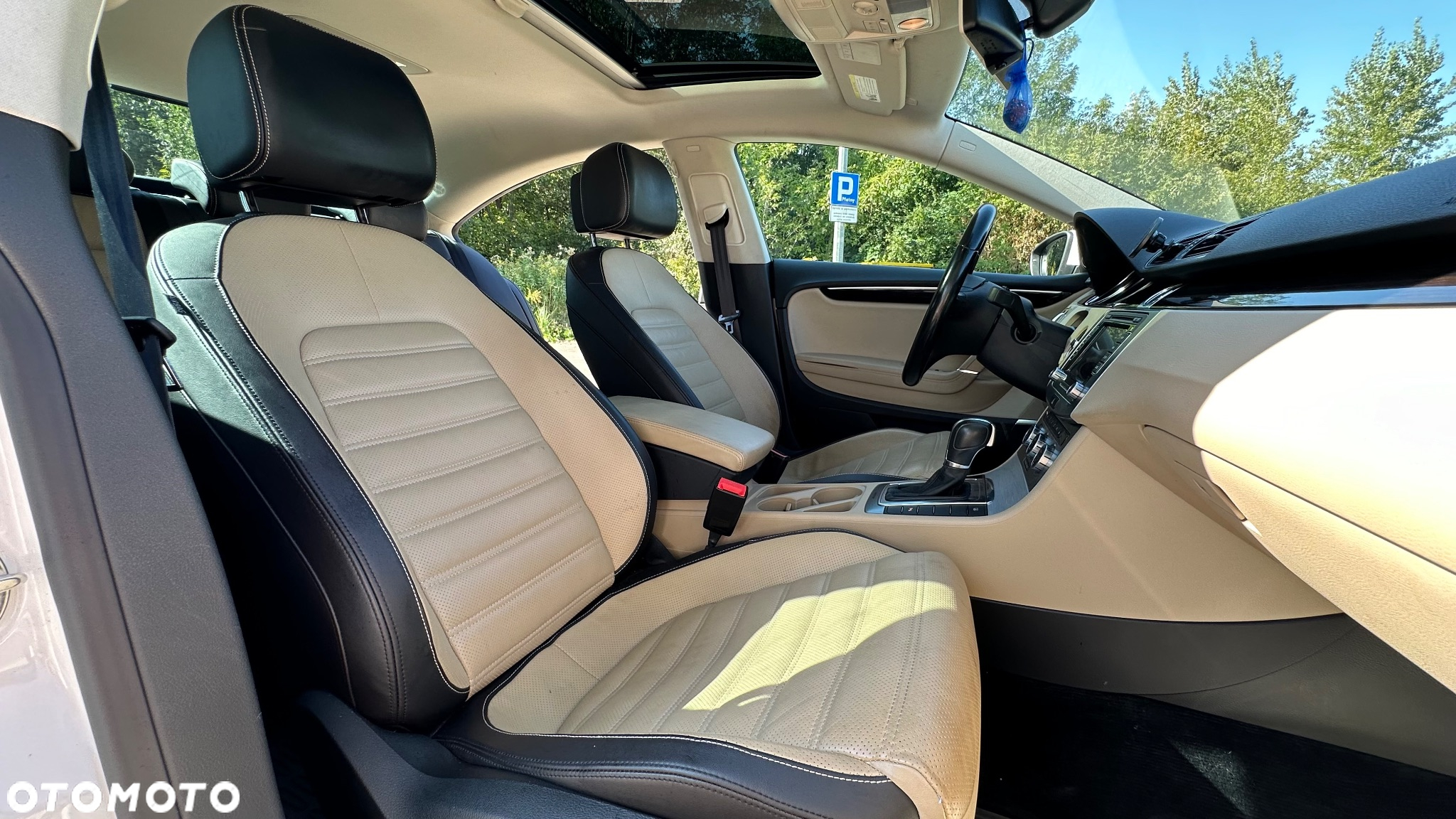 Volkswagen CC 3.6 V6 4Motion DSG - 11