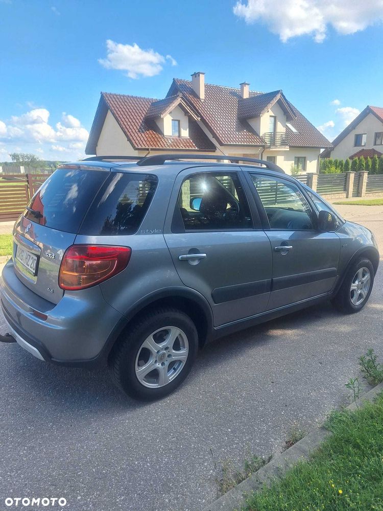 Suzuki SX4 - 3