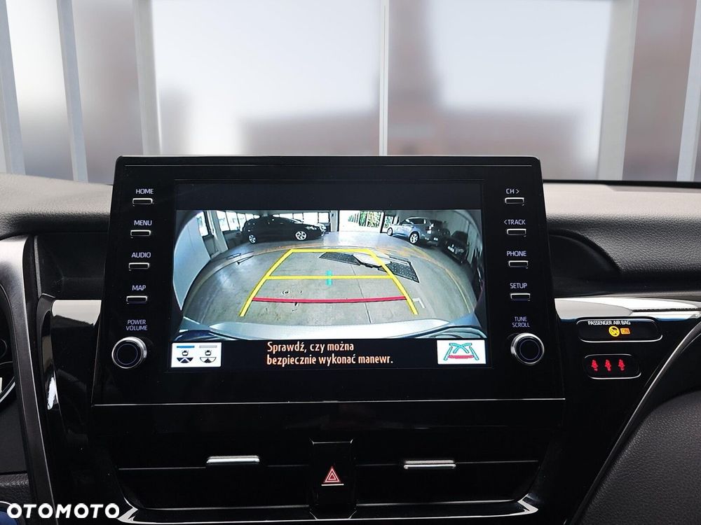 Toyota Camry 2.5 Hybrid Prestige CVT - 18