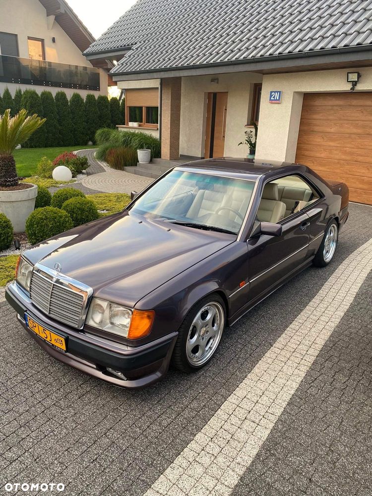 Mercedes-Benz W124 (1984-1993) - 11
