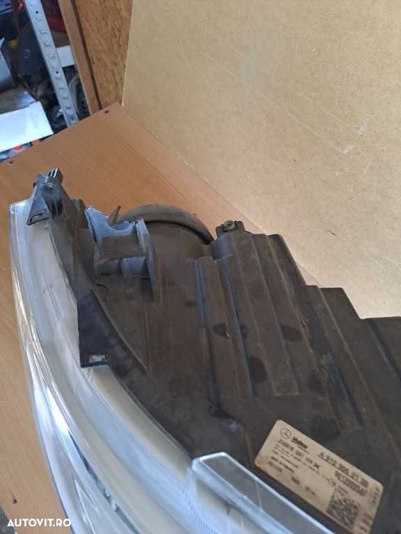 Far dreapta Mercedes Sprinter an 2018-2024 original Europa - 3