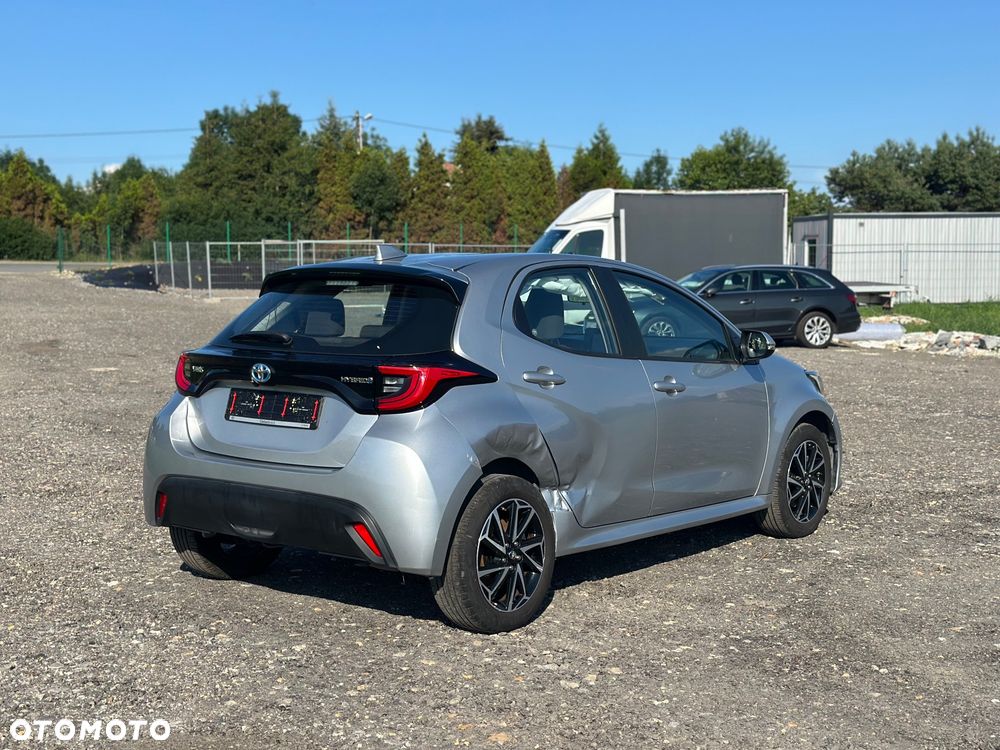 Toyota Yaris - 14