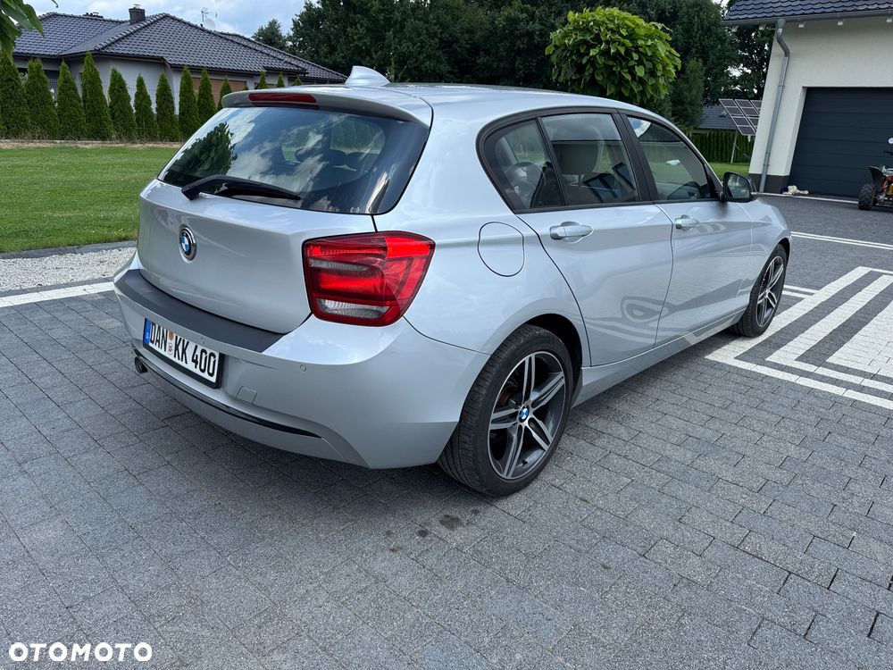 BMW Seria 1 118d Sport Line - 4