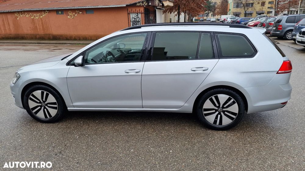 Volkswagen Golf 1.6 BlueTDI DSG Comfortline - 5